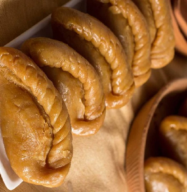 Almond House South Indian Kova Gujia, 250 g-1.webp